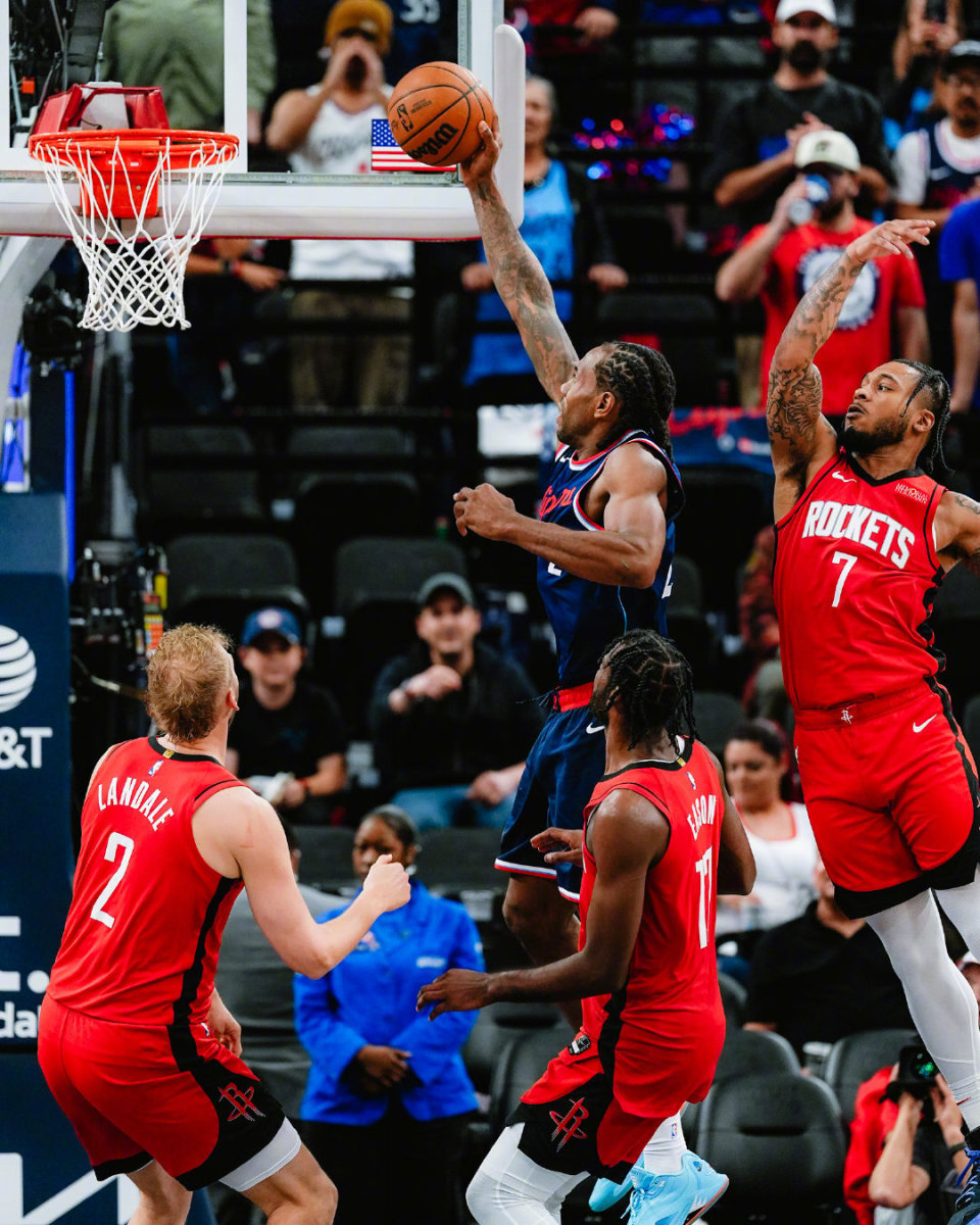 乐动官网-快船球星三分绝杀，全场观众热烈欢呼，拥有进入选择.的简单介绍