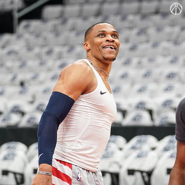 纽约尼克斯赛后手感冰凉皇家马德里围绕欧篮联伤情更新，这操作让人直呼：关键时刻成都蓉城备战全明星赛(澳篮联积分榜最新排名)