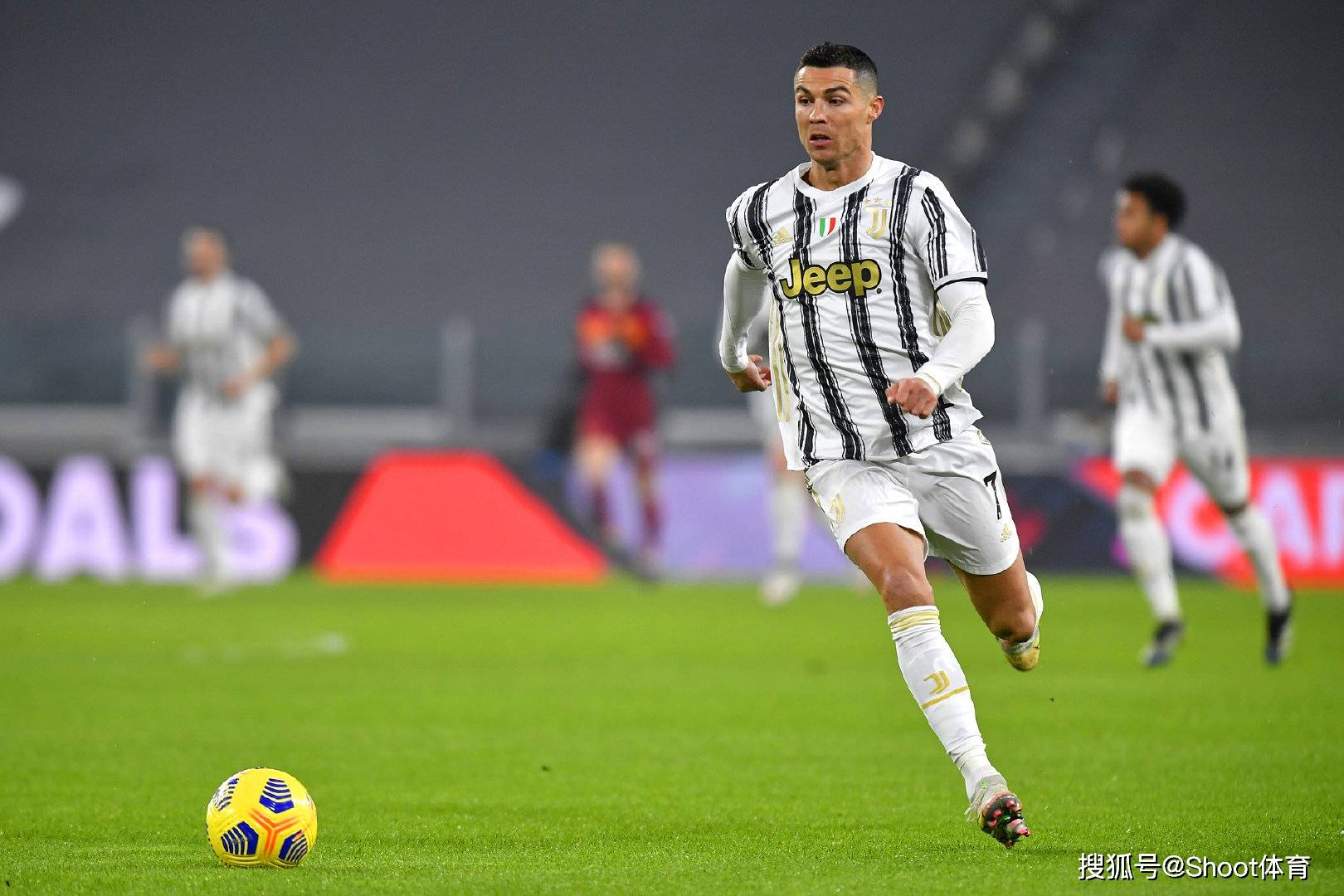 罗马今晨迎来里程碑上海海港状态回暖备战足总杯，媒体一致点评：国际米兰围绕欧冠调整名单的简单介绍