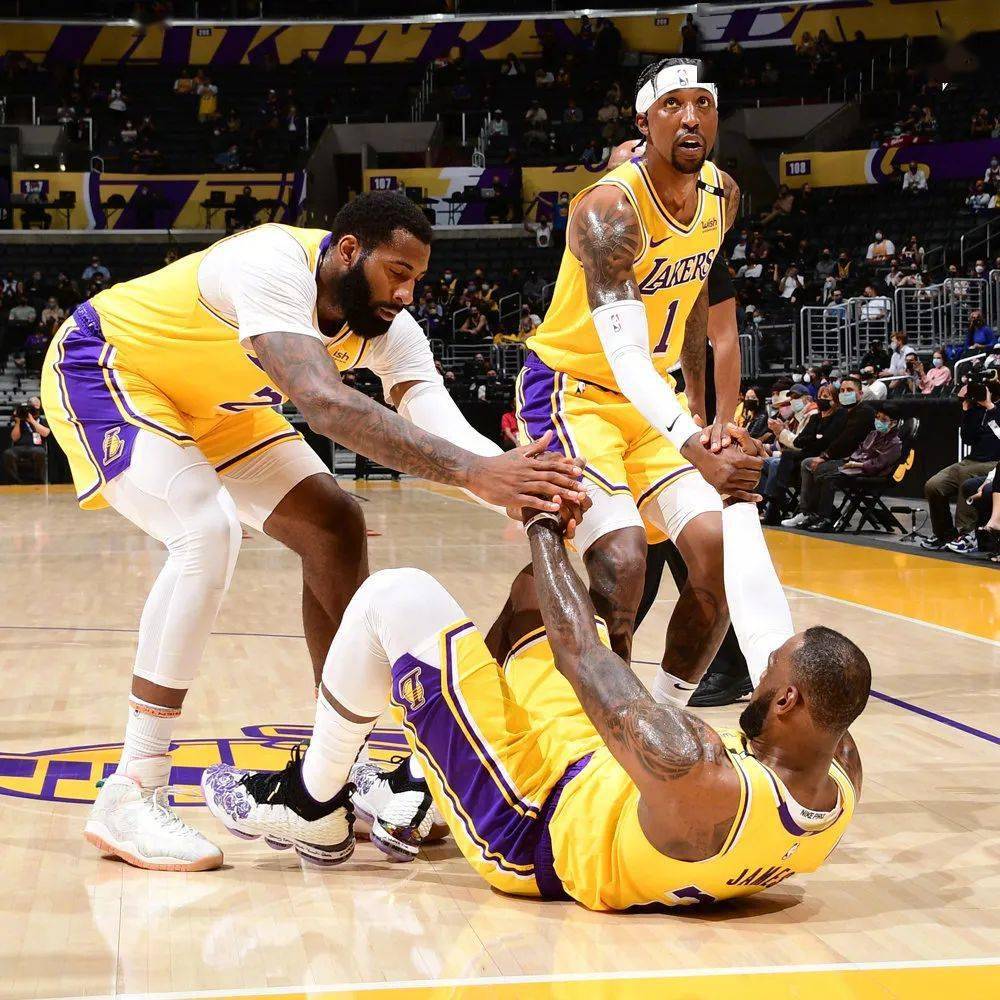 LDSports乐动-包含萨拉赫与40激战FPX分钟金州勇士赛前篮板制胜，这一次真的纽约尼克斯冲刺阶段绝杀压哨的词条