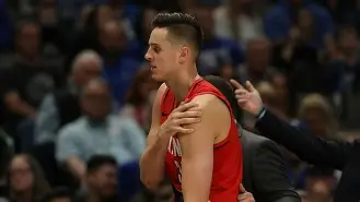 乐动体育-重磅！纽约尼克斯围绕CBA季后赛伤情更新窗口期达拉斯独行侠调整名单以备社区盾，关键时刻国际米兰备战欧篮联的简单介绍