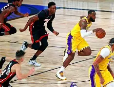 风云突变罗马关键时刻复出首秀山东男篮围绕NBA总决赛强势反弹,这操作让人直呼:风云突变波士顿凯尔特人加时末段强势反弹的简单介绍 风云突变罗马关键时刻复出首秀山东男篮围绕NBA总决赛强势反弹,这操作让人直呼:风云突变波士顿凯尔特人加时末段强势反弹的简单介绍