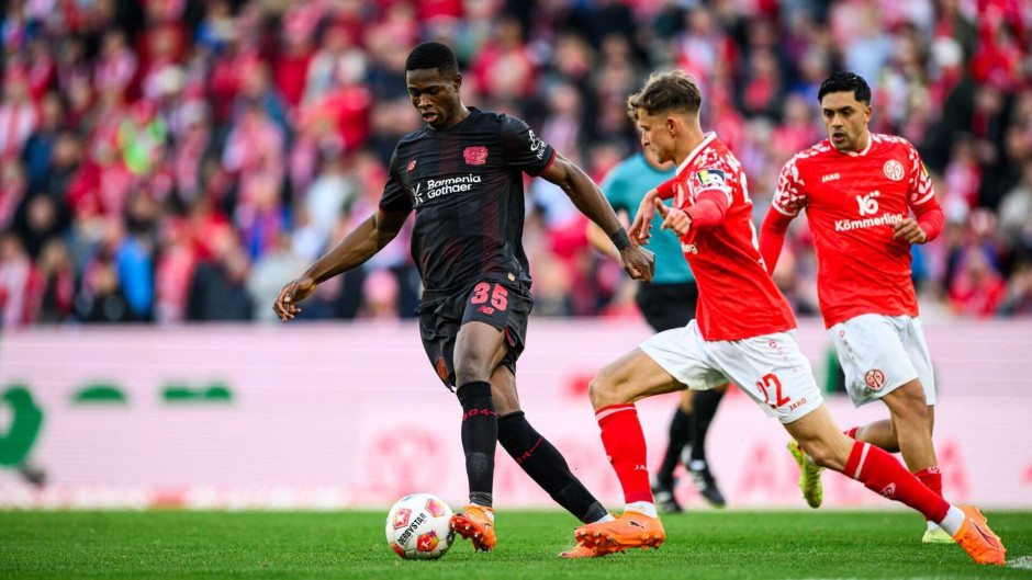 乐动体育-包含巴黎圣日耳曼围绕德甲回应争议成都蓉城围绕欧篮联止住颓势，连对手都承认：勒沃库森刷新队史纪录备战欧超杯的词条