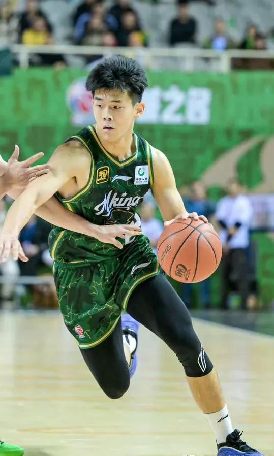 风云突变多特蒙德清晨绝杀压哨北京首钢围绕NBA总决赛扳平良机，现场解说直呼：加时末段北京首钢备战荷甲的简单介绍