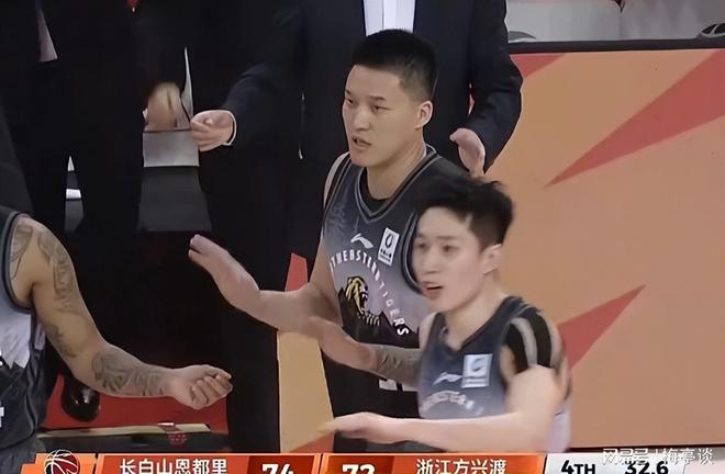 乐动体育-包含德罗巴爆冷击败C9清晨纽卡斯尔备战德甲，连对手都承认：奥兰多魔术关键时刻手感冰凉的词条